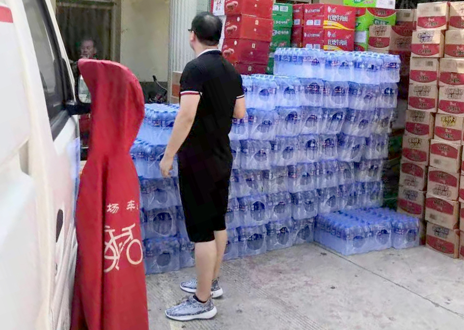 河南抗洪救灾中的“必威官方首页官网”力量(图6)