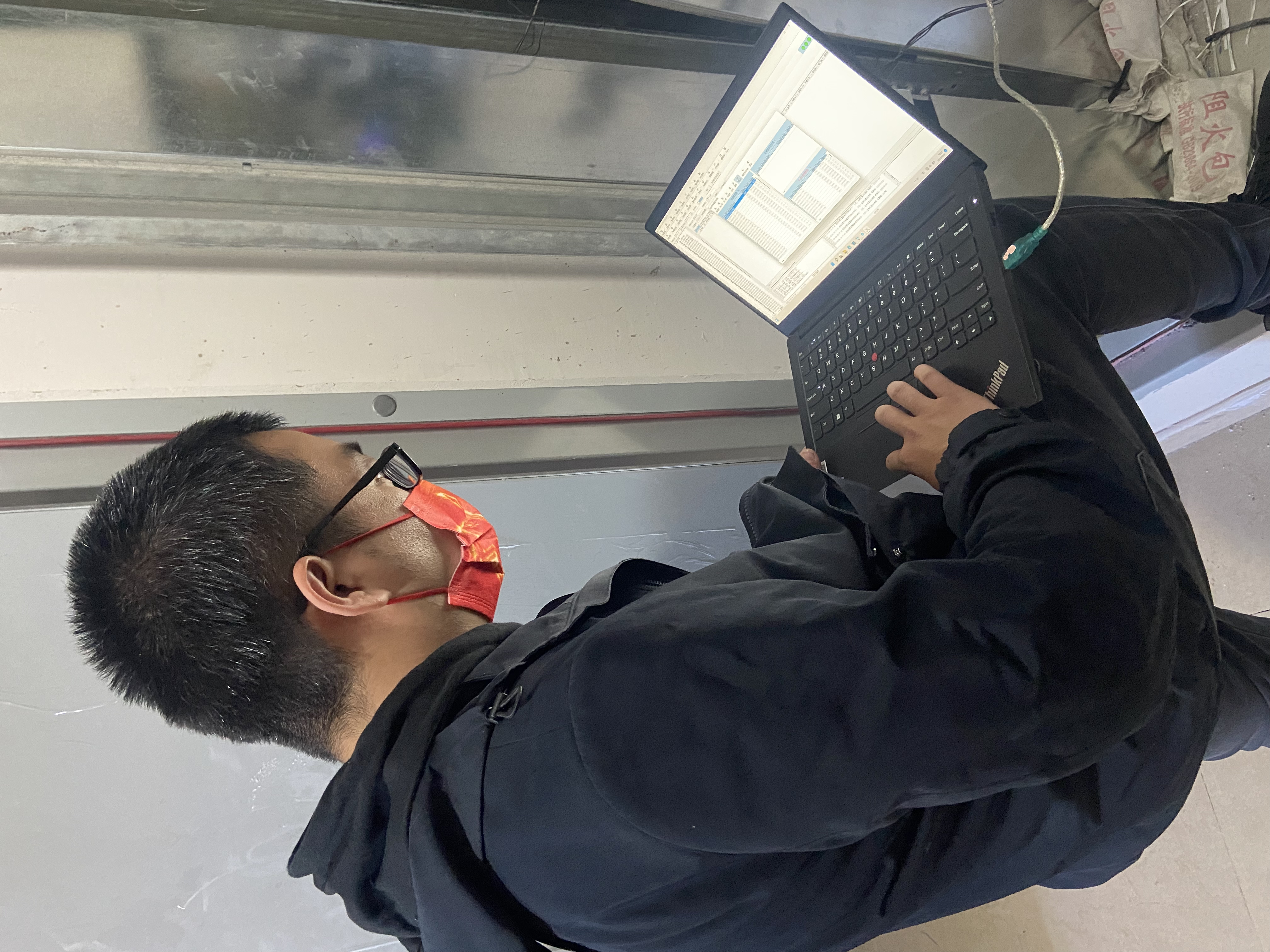 【国庆坚守，，，，，，现在我在岗】必威官方首页官网人全力备战今冬供暖（一）(图9)